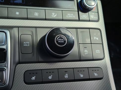 Used 2025 Hyundai Palisade SEL FWD image 23