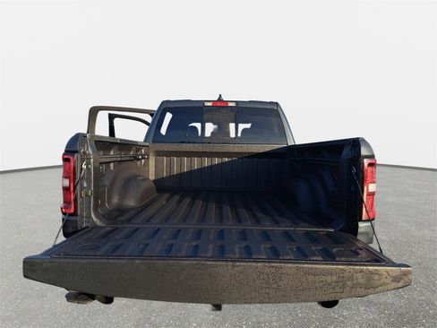 New 2026 RAM 1500 4x4 Crew Cab image 12