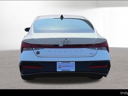 Used 2025 Hyundai Elantra Hybrid FWD image 66