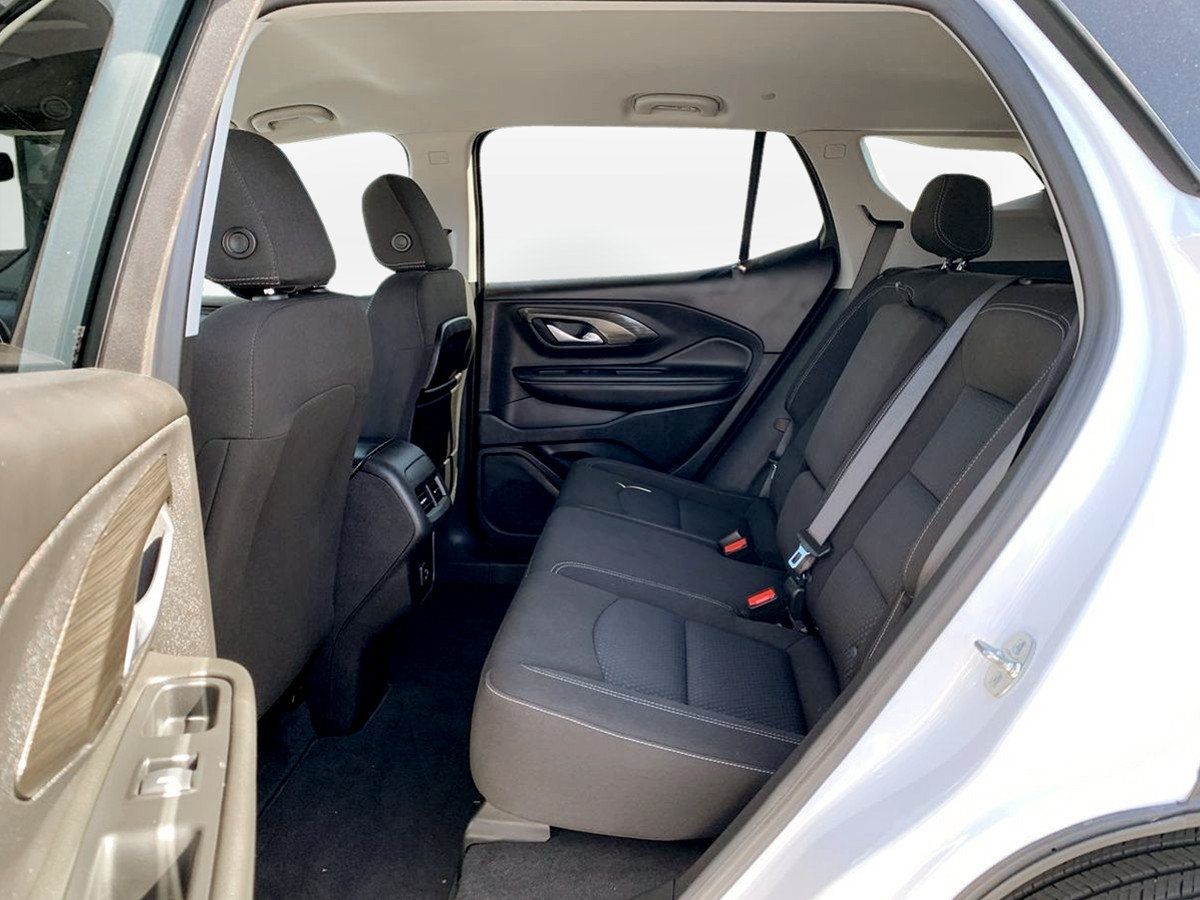 Used 2024 GMC Terrain SLE AWD/4WD image 25