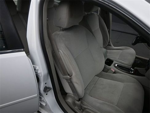 Used 2011 Chevrolet Impala LS image 19