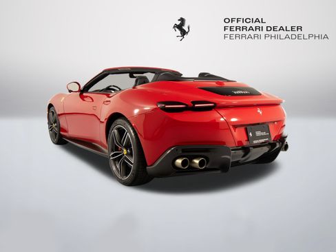 Certified 2025 Ferrari Roma Spider RWD image 6