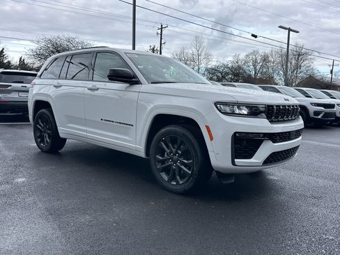 New 2026 Jeep Grand Cherokee Limited Reserve image 20