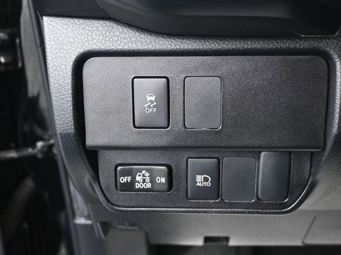 Used 2023 Toyota Tacoma SR image 10