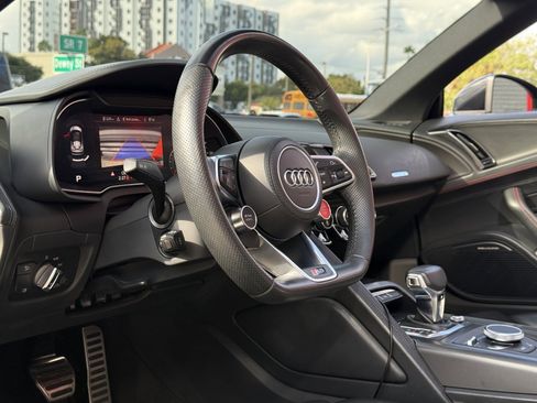 Used 2021 Audi R8 V10 image 17