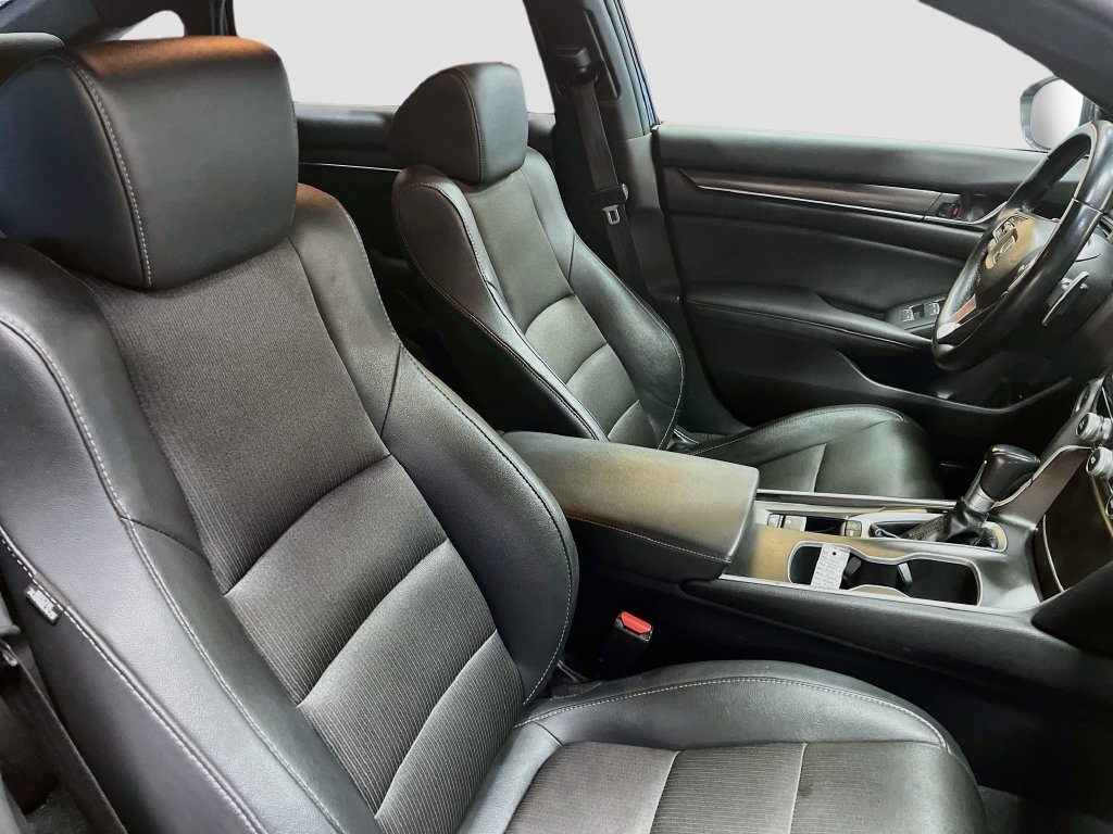 Used 2020 Honda Accord Sport image 26