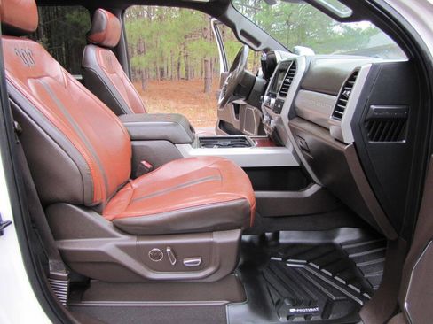Used 2019 Ford F250 King Ranch w/ King Ranch Ultimate Package image 21