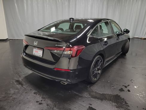 Used 2025 Honda Civic Sport image 8