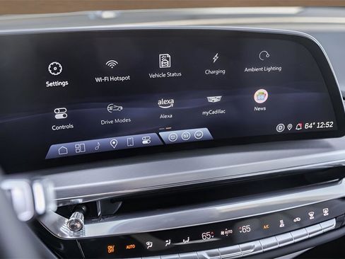 Certified 2024 Cadillac Lyriq Sport image 15