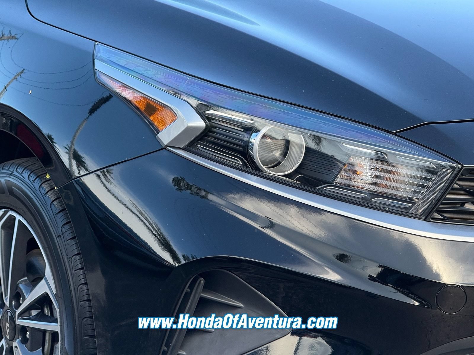 Used 2023 Kia Forte LXS w/ LXS Technology Package FWD image 8