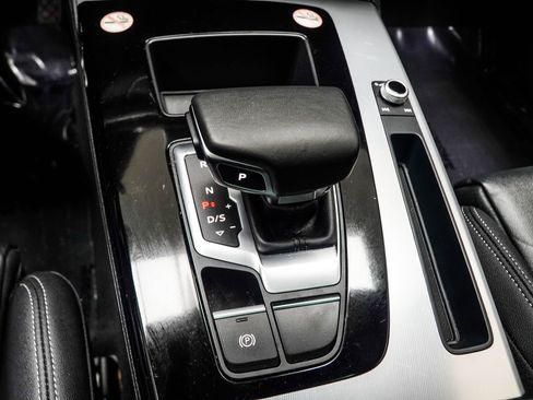 Used 2025 Audi Q5 2.0T Premium image 20