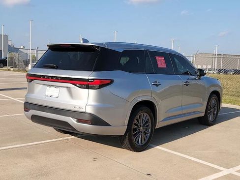 Used 2024 Lexus TX 350 FWD image 5