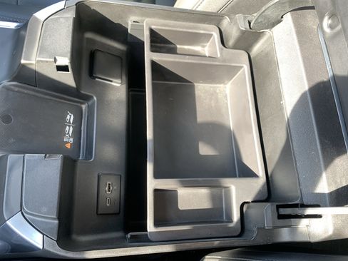 Used 2023 GMC Sierra 1500 SLT w/ SLT Premium Plus Package image 24