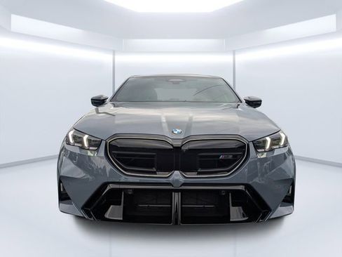 Used 2026 BMW M5 Base w/ Executive Package image 8