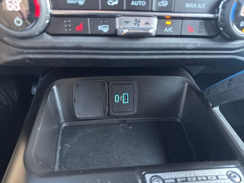 Used 2024 Ford Bronco Black Diamond w/ Sasquatch Package image 20