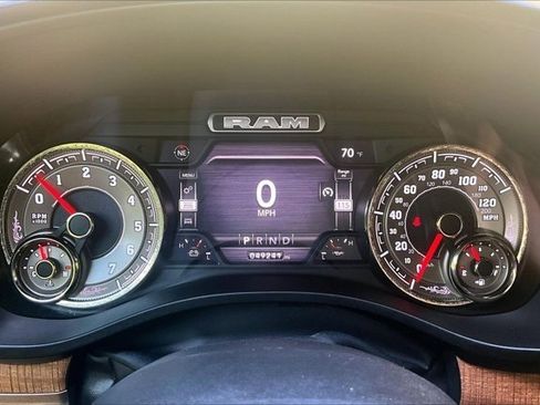 Used 2022 RAM 1500 Limited AWD/4WD image 14