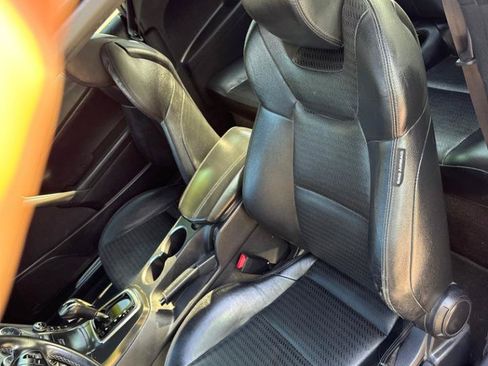 Used 2015 Hyundai Genesis 3.8 RWD image 15
