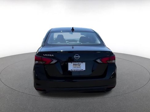 Used 2025 Nissan Versa SV FWD image 11
