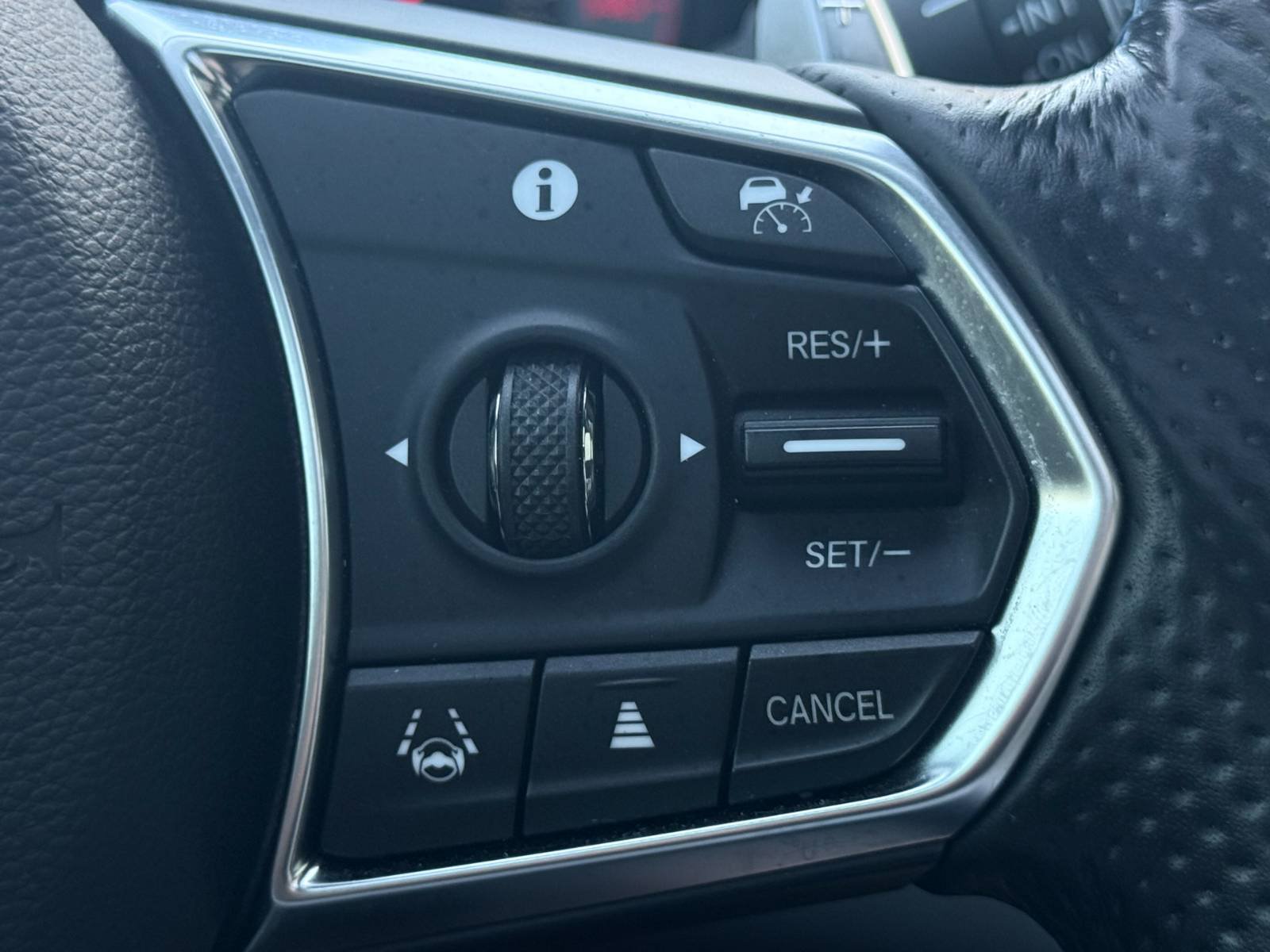 Used 2022 Acura RDX AWD image 34