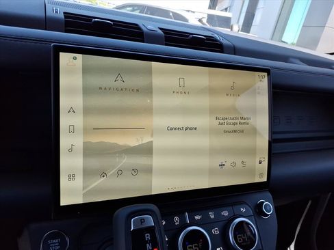 New 2026 Land Rover Defender 130 X-Dynamic SE AWD/4WD image 20