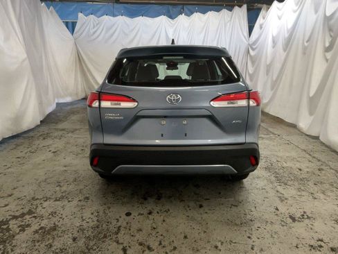 Used 2024 Toyota Corolla Cross L AWD/4WD image 9