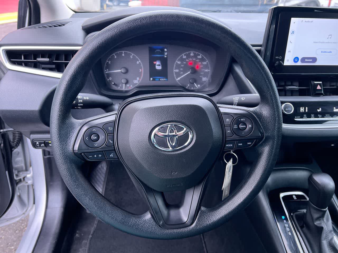 Used 2023 Toyota Corolla LE FWD image 14