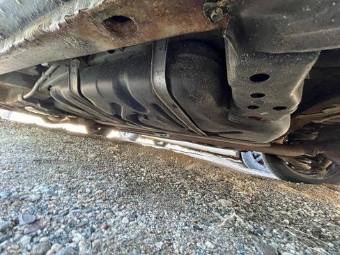 Used 2009 Toyota Sienna CE image 13