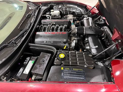 Used 2003 Chevrolet Corvette Coupe w/ Preferred Equipment Group RWD image 30