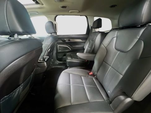 Certified 2022 Kia Telluride EX w/ EX Premium Package AWD/4WD image 26