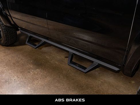 Used 2022 RAM 1500 Big Horn image 12