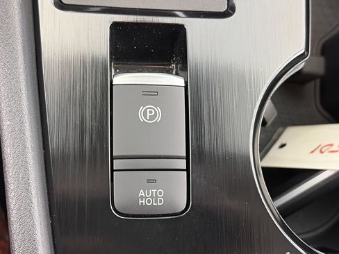 Used 2023 Nissan Rogue SV AWD/4WD image 23