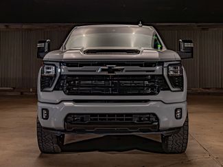 Used 2024 Chevrolet Silverado 2500 LTZ w/ LTZ Plus Package AWD/4WD video 2