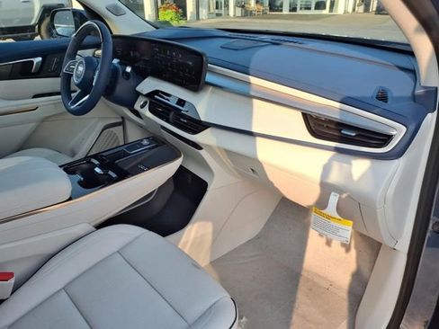 New 2026 Buick Enclave Avenir w/ Super Cruise Package image 27