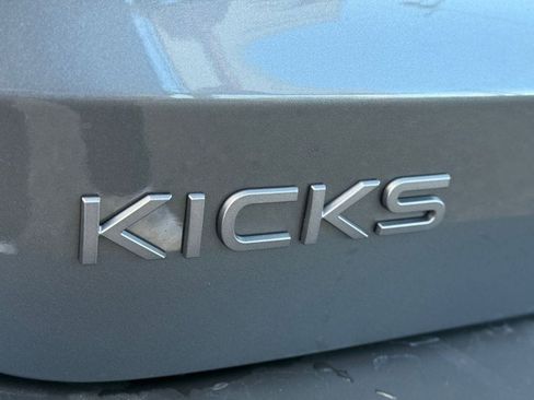 New 2026 Nissan Kicks SR image 11