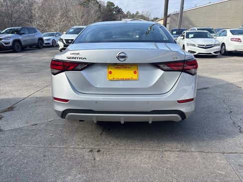 Used 2020 Nissan Sentra SV image 5