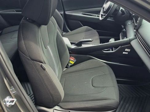 New 2026 Hyundai Elantra Sport FWD image 17