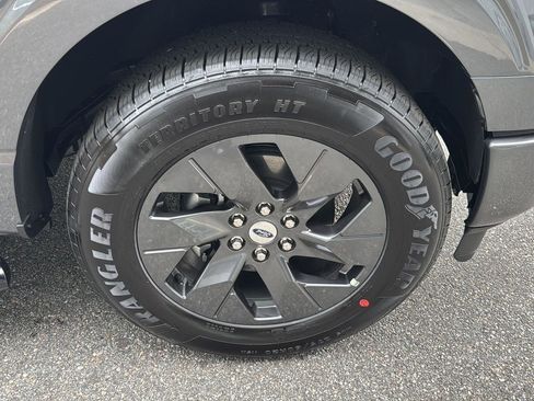 Certified 2025 Ford F150 STX w/ Equipment Group 200A image 32