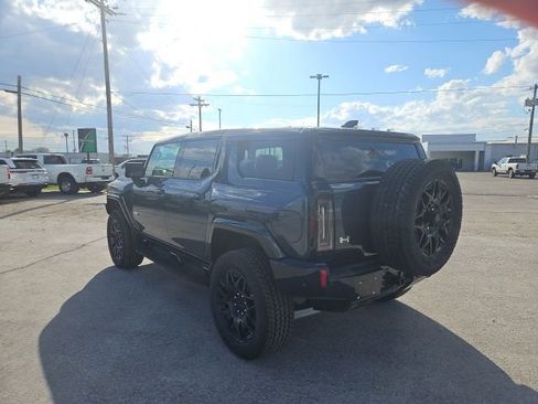 New 2025 GMC Hummer EV 2X AWD/4WD image 8