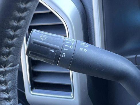 Used 2019 Ford F150 Lariat w/ Equipment Group 502A Luxury image 38