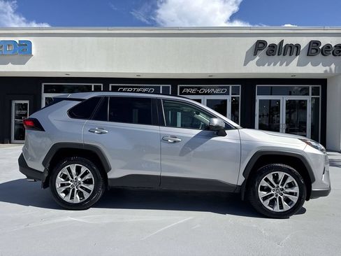Used 2024 Toyota RAV4 XLE Premium FWD image 23