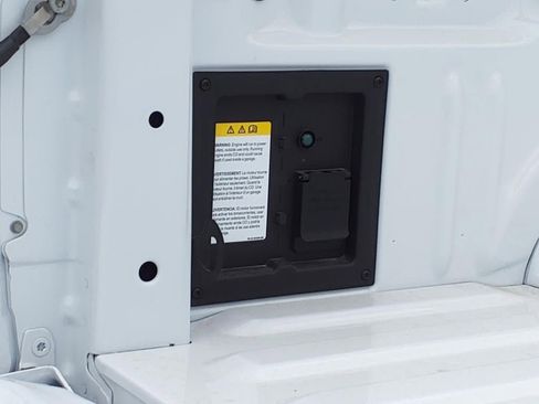 New 2024 Ford F150 XLT w/ Equipment Group 302A MID image 32