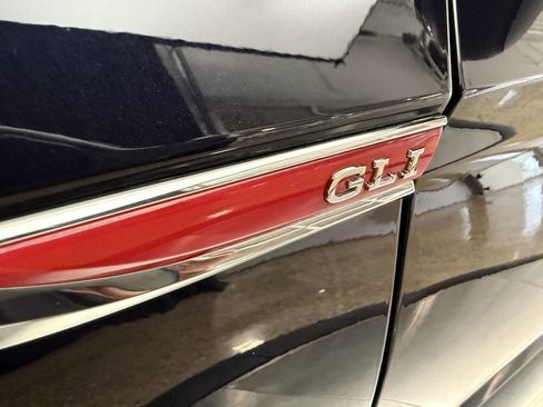 Used 2024 Volkswagen Jetta GLI Autobahn w/ GLI Black Package image 34