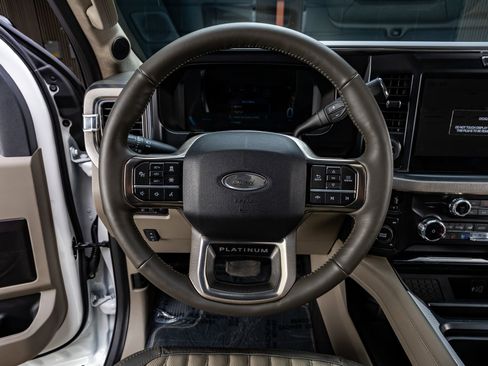 Used 2026 Ford F250 Platinum w/ Platinum Plus Package AWD/4WD image 19