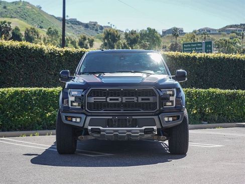 Used 2018 Ford F150 Raptor w/ Equipment Group 802A Luxury image 2