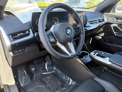 Used 2025 BMW X2 xDrive28i AWD/4WD image 20