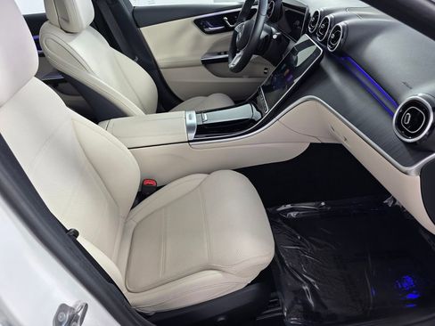 Certified 2025 Mercedes-Benz C 300 Sedan image 28
