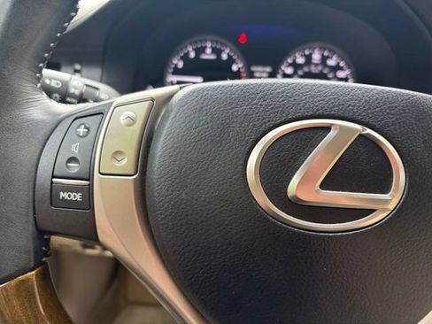 Used 2015 Lexus ES 350 w/ Premium Package FWD image 16