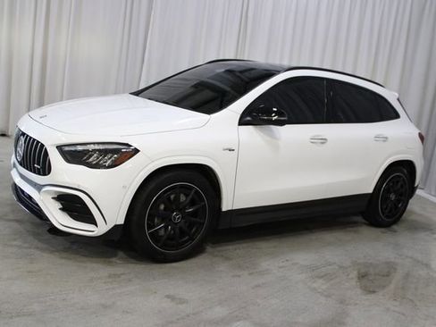 Used 2024 Mercedes-Benz GLA 35 AMG 4MATIC image 28