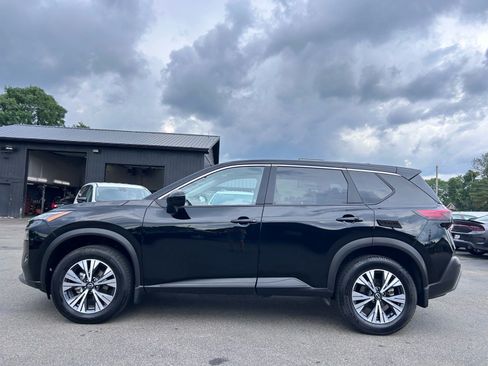 Used 2023 Nissan Rogue SV AWD/4WD image 6