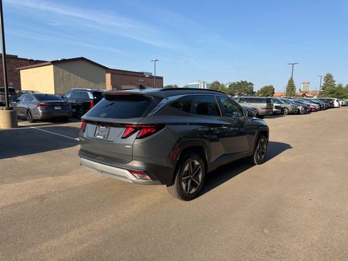 Used 2026 Hyundai Tucson SEL AWD/4WD image 2
